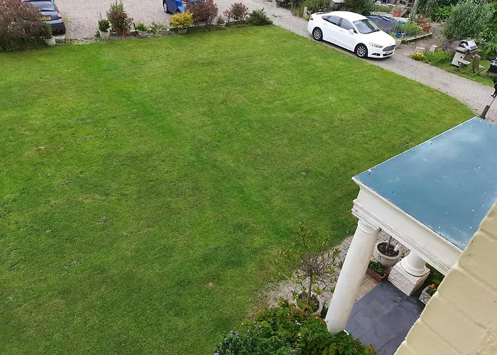 Self Contained Apartment In Winterton Hall