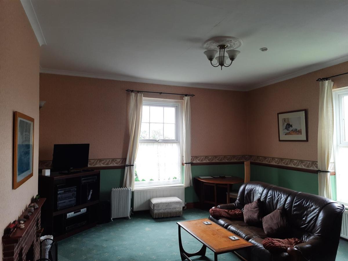 Self Contained In Winterton Hall *
